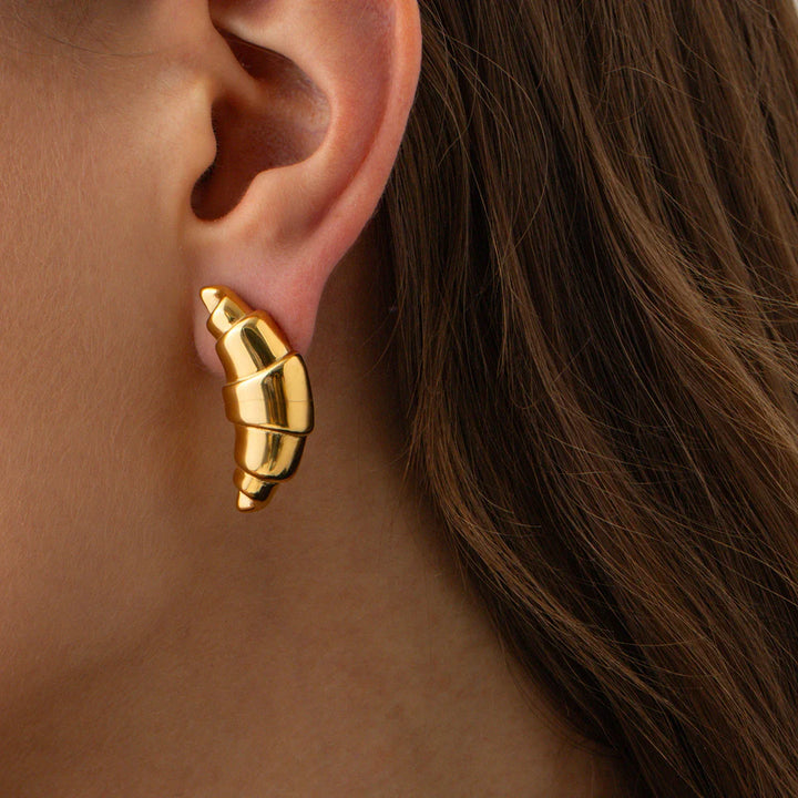 Alanna Crescent Earrings