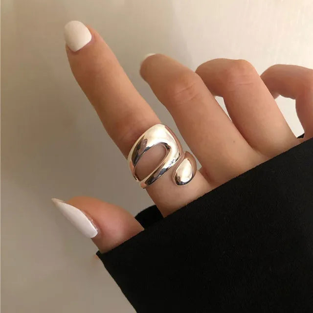 Lia Ring