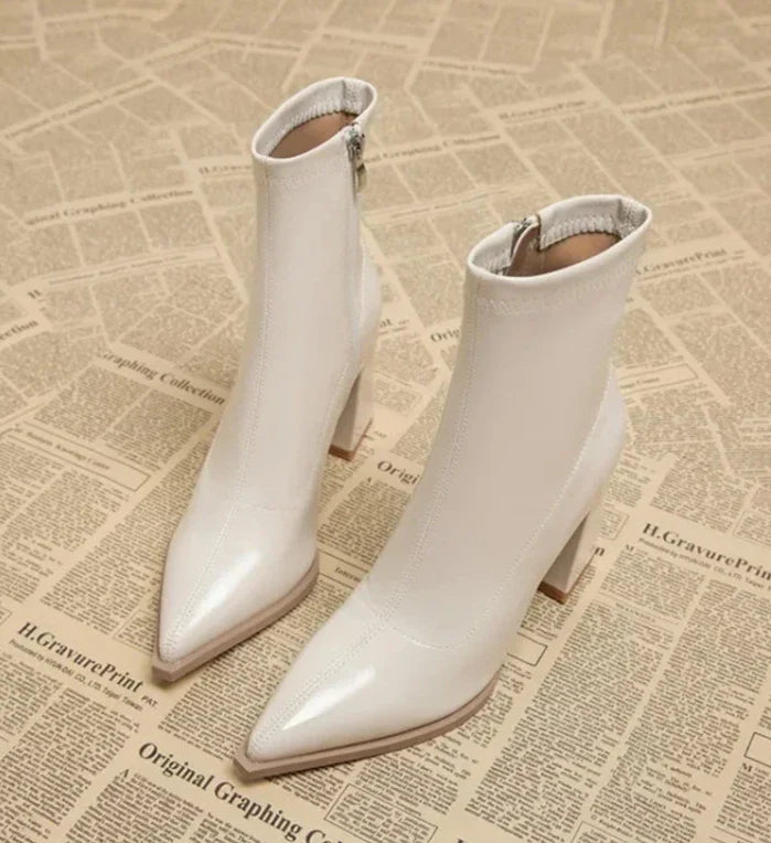 Amiyah Classic Boots