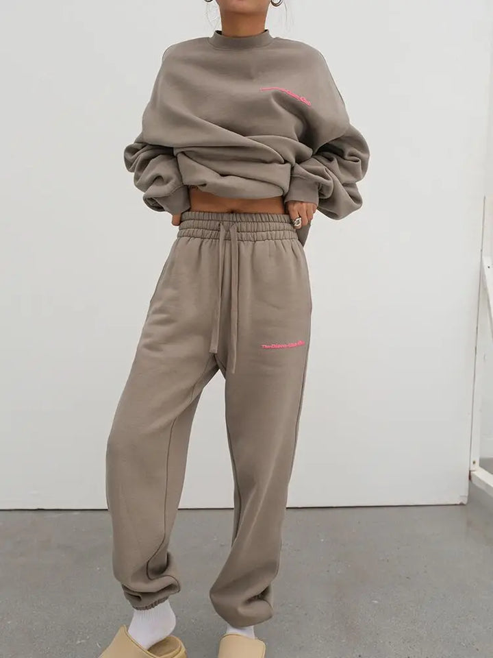 Maya Casual Winter Tracksuit