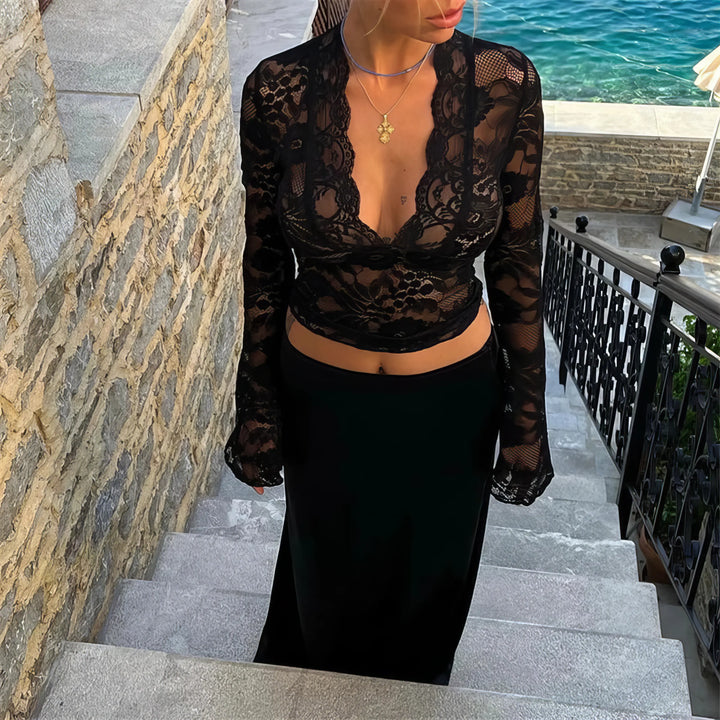 Presley Hollow-Out Top