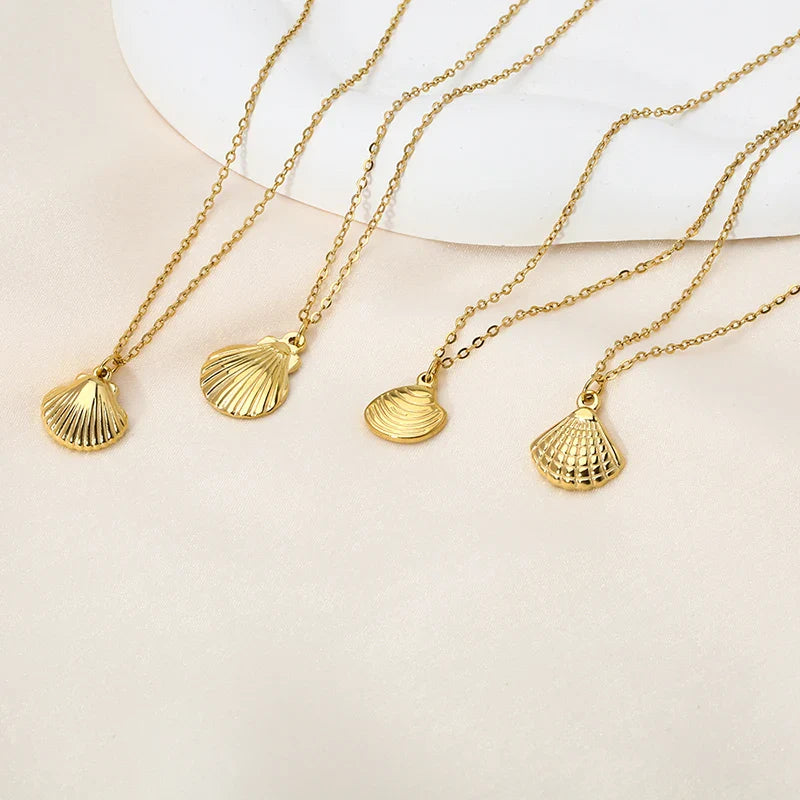 Imani Pendent Necklace